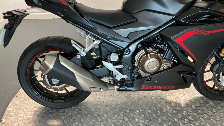 Honda CBR500RA (21MY)